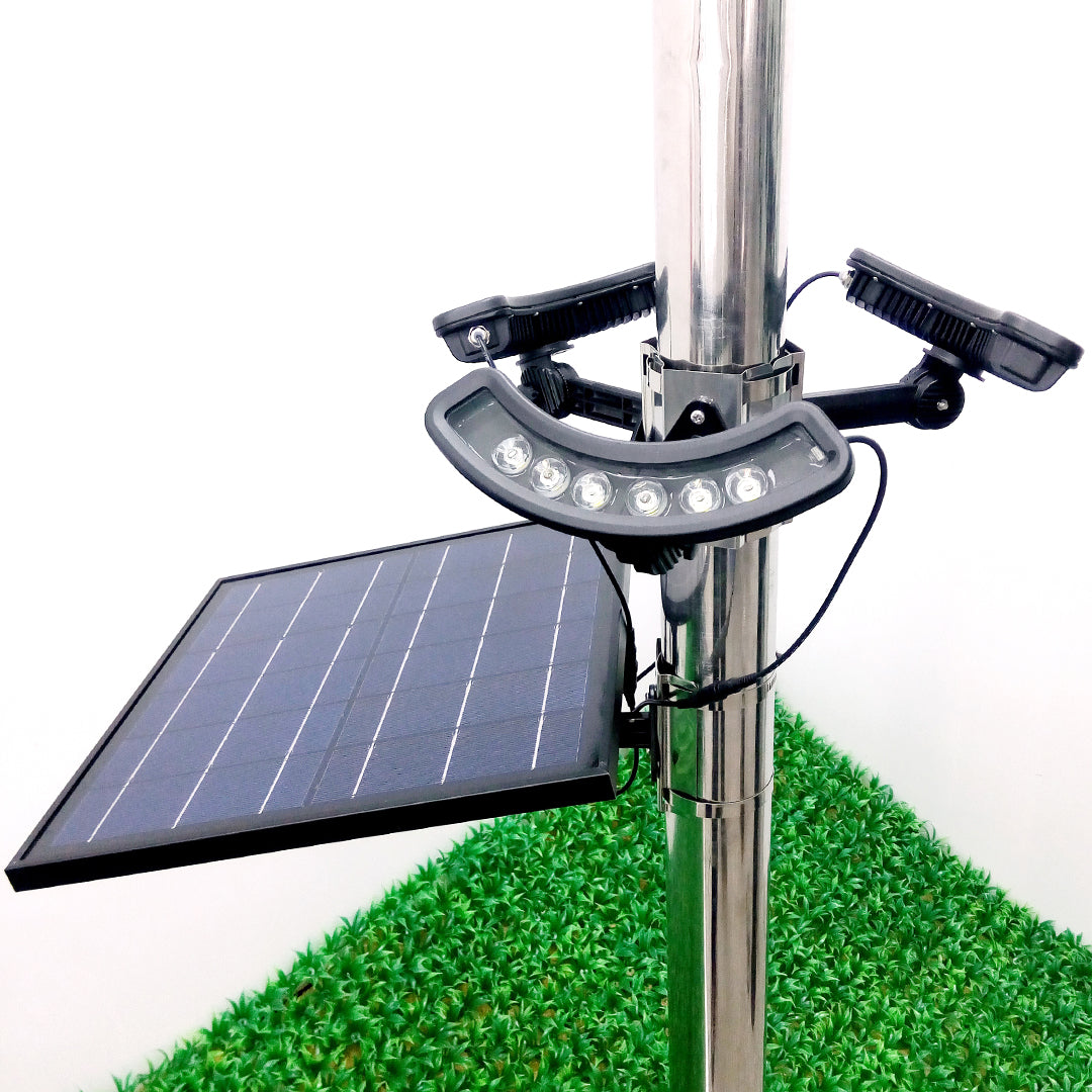 18 LED Solar Flagpole Light